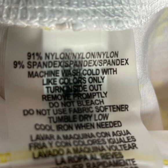 Calvin Klein Printed Cropped Leggings, Enlighten Daffodil, Small $50 - Picture 8 of 8